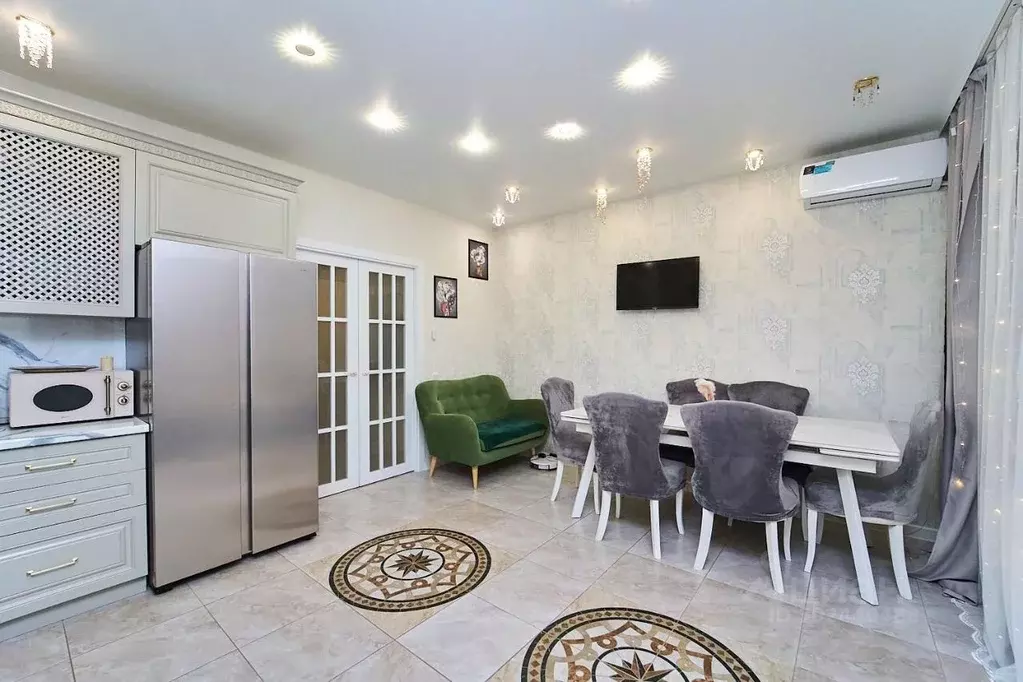 Таунхаус в Краснодарский край, Краснодар ул. Эгейская, 3к15 (95 м) - Фото 1