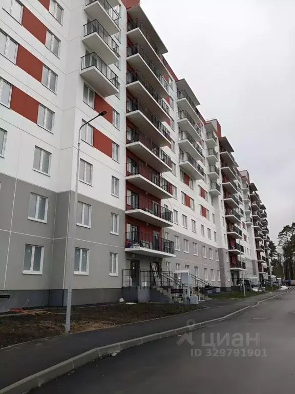 2-к кв. Ленинградская область, Луга Медведское ш., 2Гк1 (46.8 м) - Фото 1