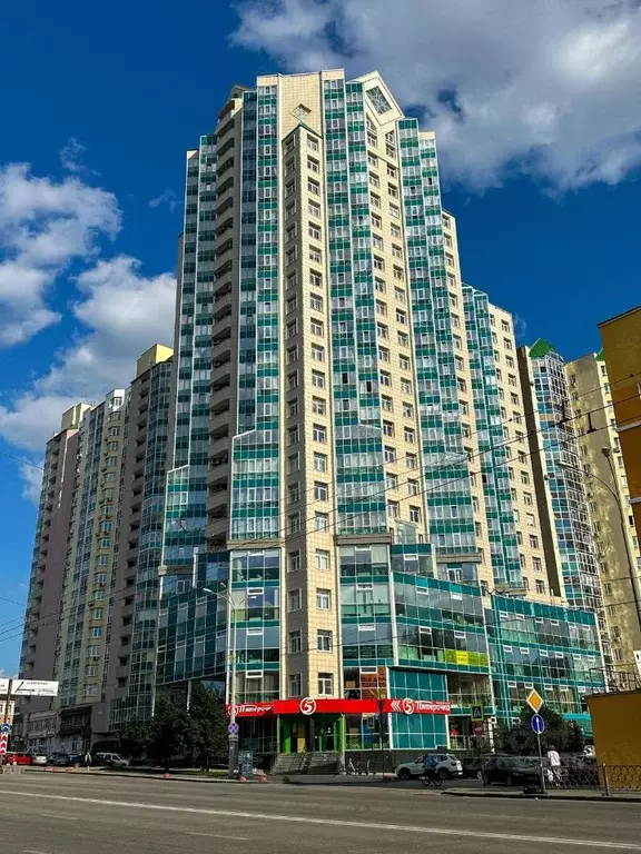 Помещение свободного назначения в Свердловская область, Екатеринбург ... - Фото 2