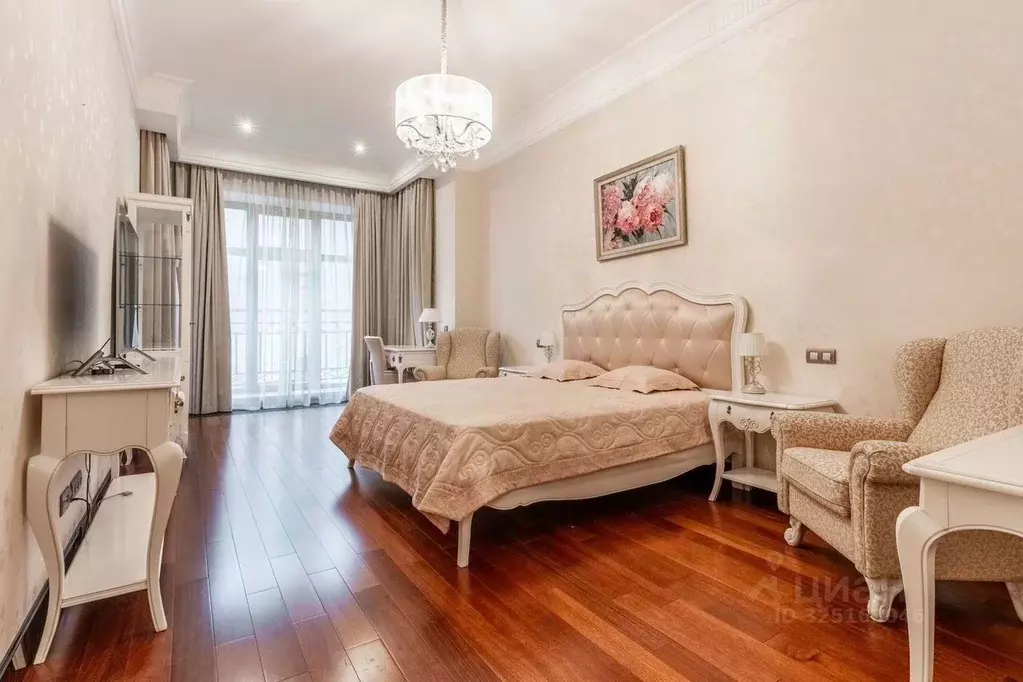 3-к кв. Санкт-Петербург наб. Реки Фонтанки, 76к2 (158.0 м) - Фото 1