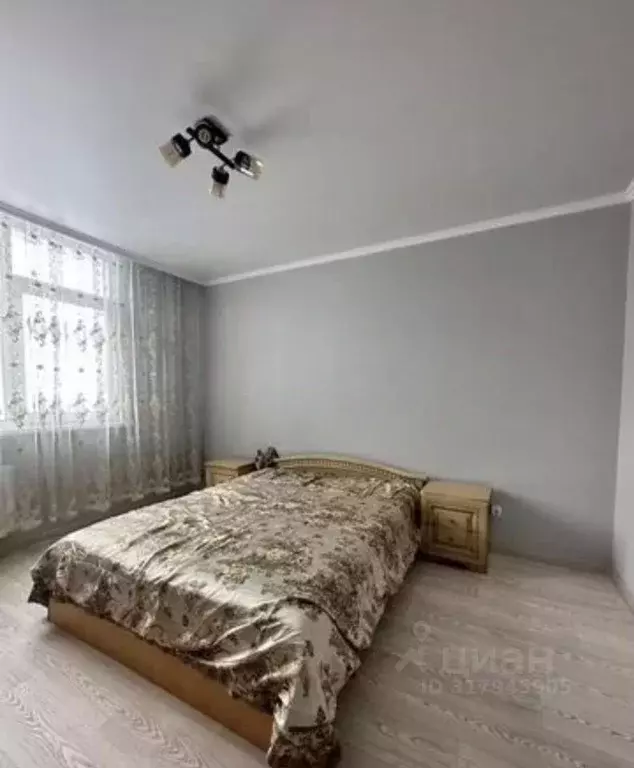 2-к кв. Оренбургская область, Оренбург Уральская ул., 2/25 (50.0 м) - Фото 1