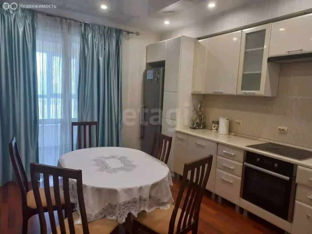 3-комнатная квартира: Пермь, улица Чернышевского, 15Б (112.9 м) - Фото 1