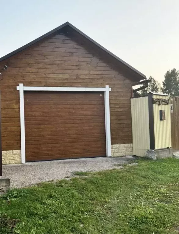 Дом в Башкортостан, Туймазинский район, Верхнебишиндинский сельсовет, ... - Фото 0