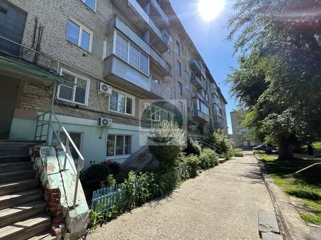 2-к кв. Саратовская область, Вольск Комсомольская ул., 193 (44.9 м) - Фото 0