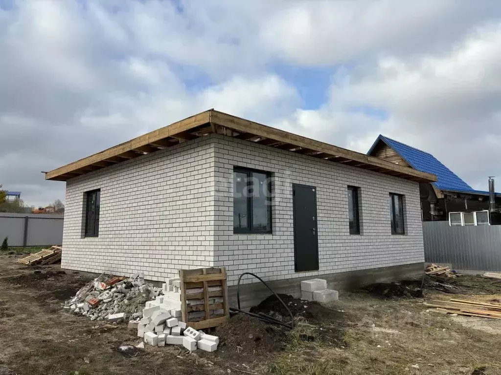 Дом в Воронежская область, Семилукский район, Стрелица рп ул. Новая ... - Фото 0