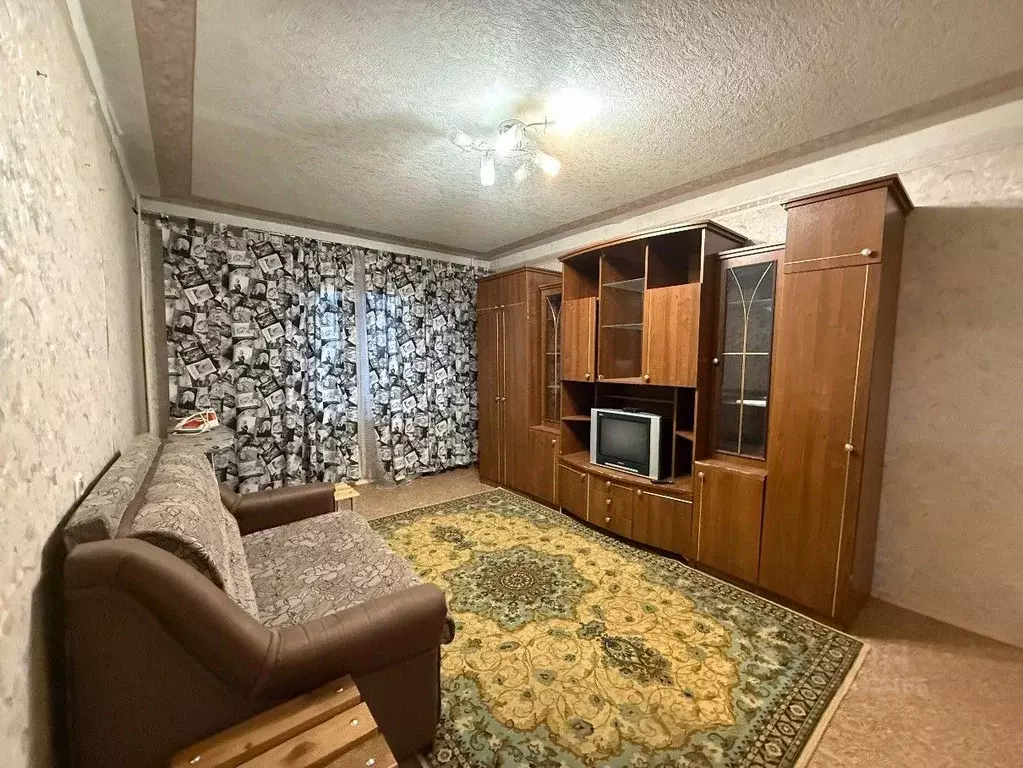 3-к кв. Волгоградская область, Волгоград Университетский просп., 17 ... - Фото 1