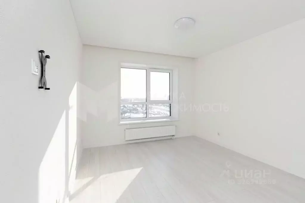 Студия Тюменская область, Тюмень ул. Тимофея Чаркова, 93 (23.0 м) - Фото 2