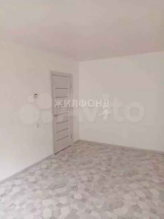 Комната 17,1 м в 1-к., 2/5 эт. - Фото 0