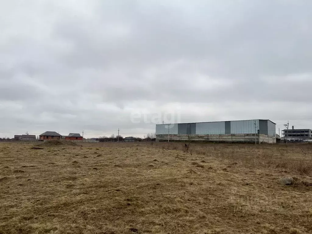 Участок в Северная Осетия, Владикавказ ш. Архонское (330.0 сот.) - Фото 0