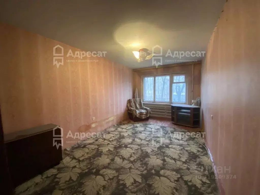 3-к кв. Волгоградская область, Волгоград ул. Гороховцев, 28 (66.1 м) - Фото 0