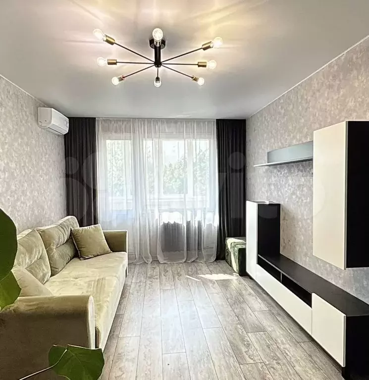 1-к. квартира, 38 м, 6/9 эт. - Фото 0