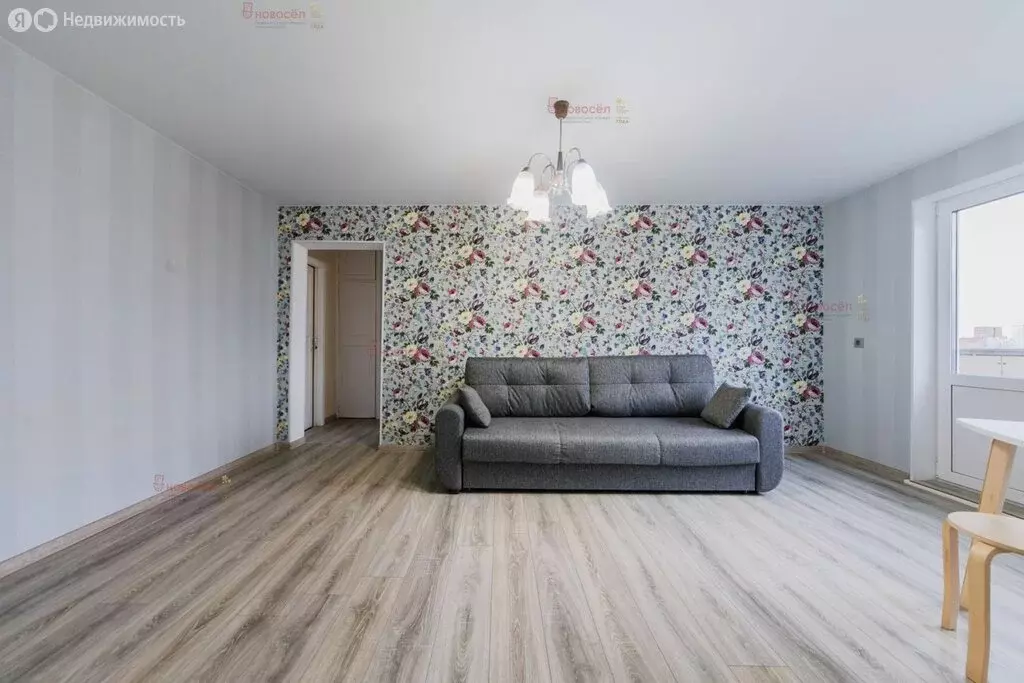 3-комнатная квартира: Екатеринбург, улица Пальмиро Тольятти, 7 (58.2 ... - Фото 2