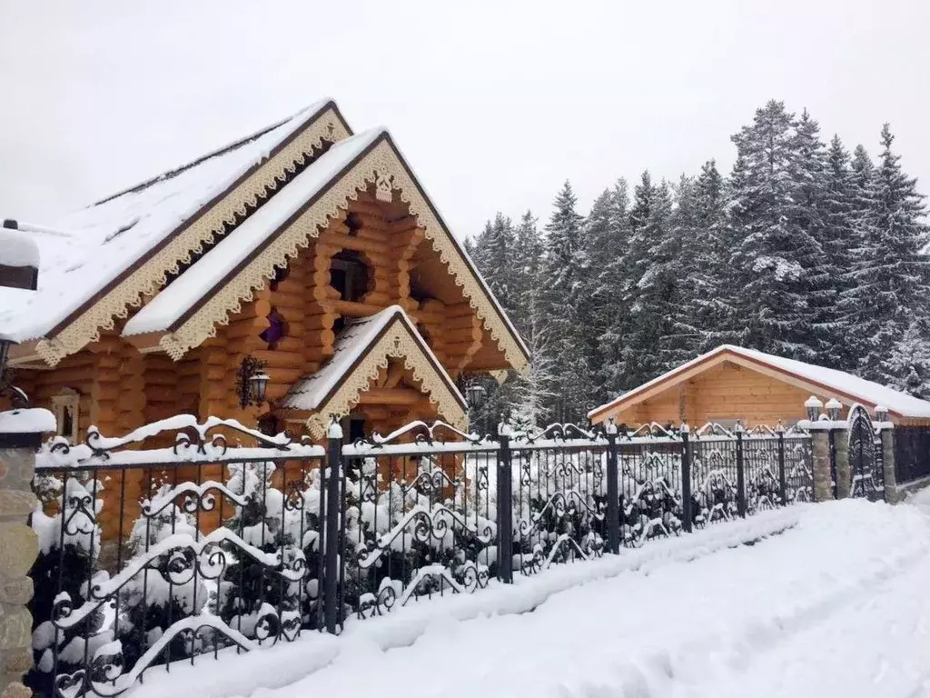 Дом в Ленинградская область, Выборгский район, Рощинское городское ... - Фото 0