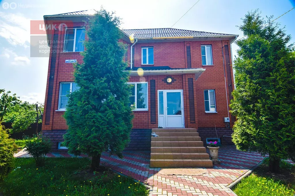 Дом в район Семчино, Школьная улица (240 м) - Фото 1