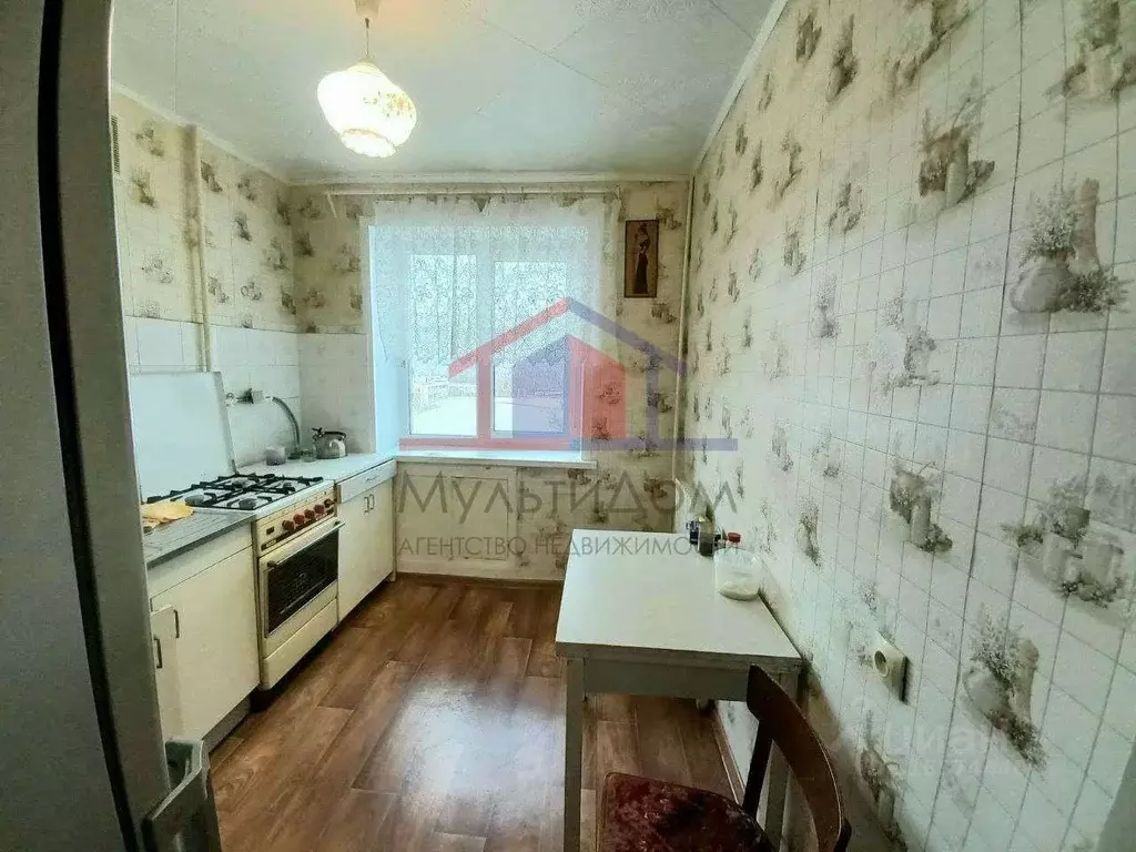 4-к кв. Белгородская область, Старый Оскол ул. Хмелева, 4 (71.8 м) - Фото 0