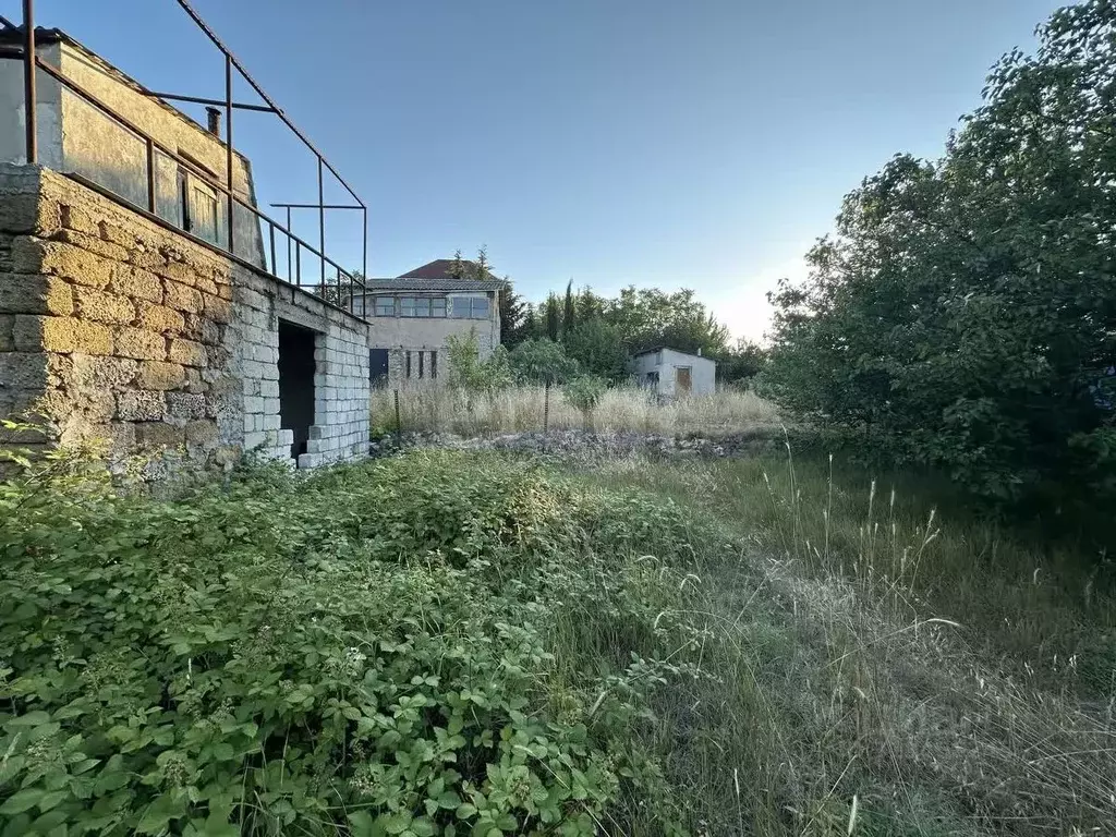 Участок в Севастополь Строитель-3 садоводческое товарищество, ул. ... - Фото 0