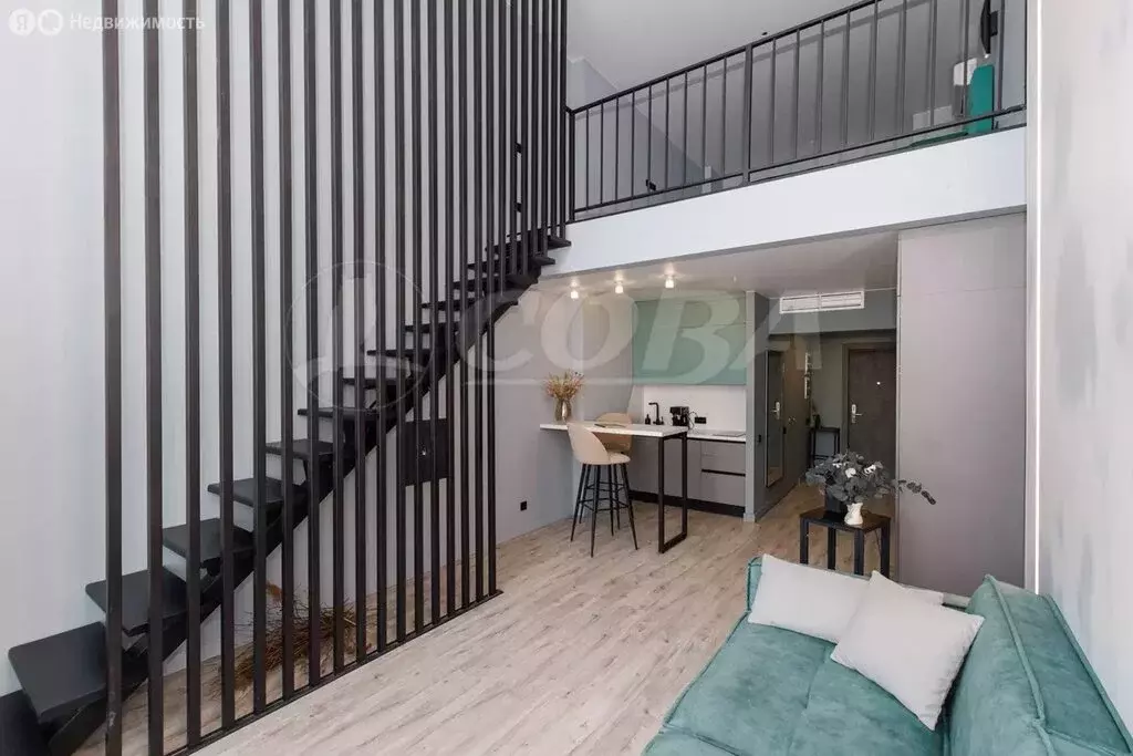 2-комнатная квартира: Тюмень, улица Чернышевского, 1Б (56.6 м) - Фото 1