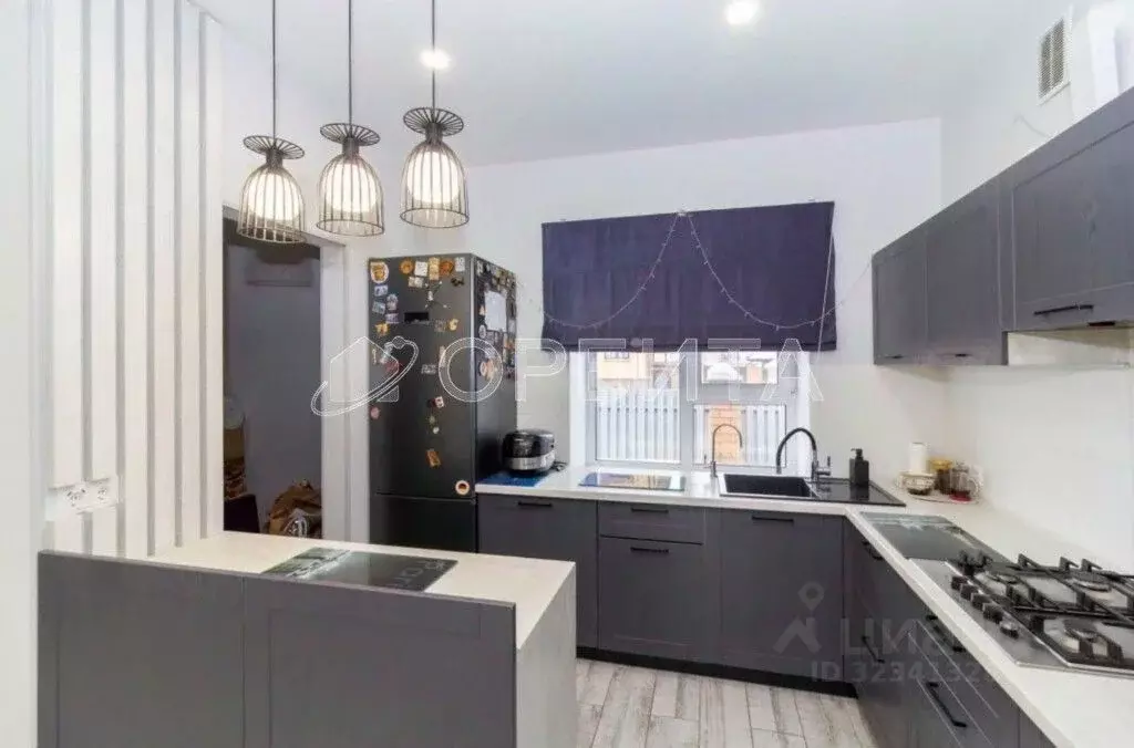 Дом в Тюменская область, Тюмень проезд 2-й Теремной, 18А (187 м) - Фото 1