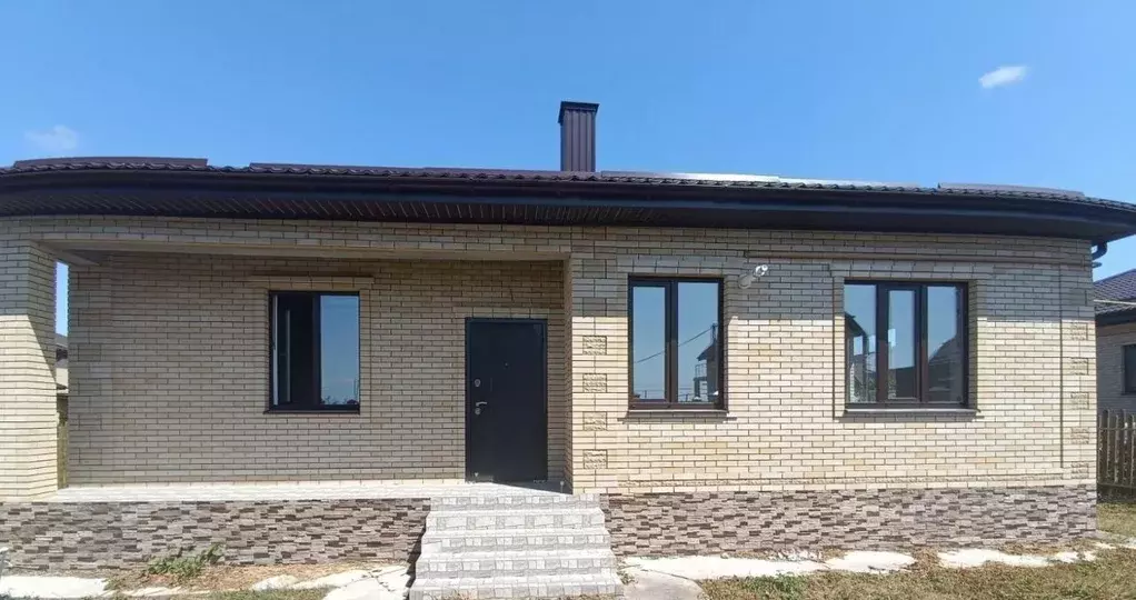 Дом в Краснодарский край, Темрюк ул. Калинина (94 м) - Фото 1