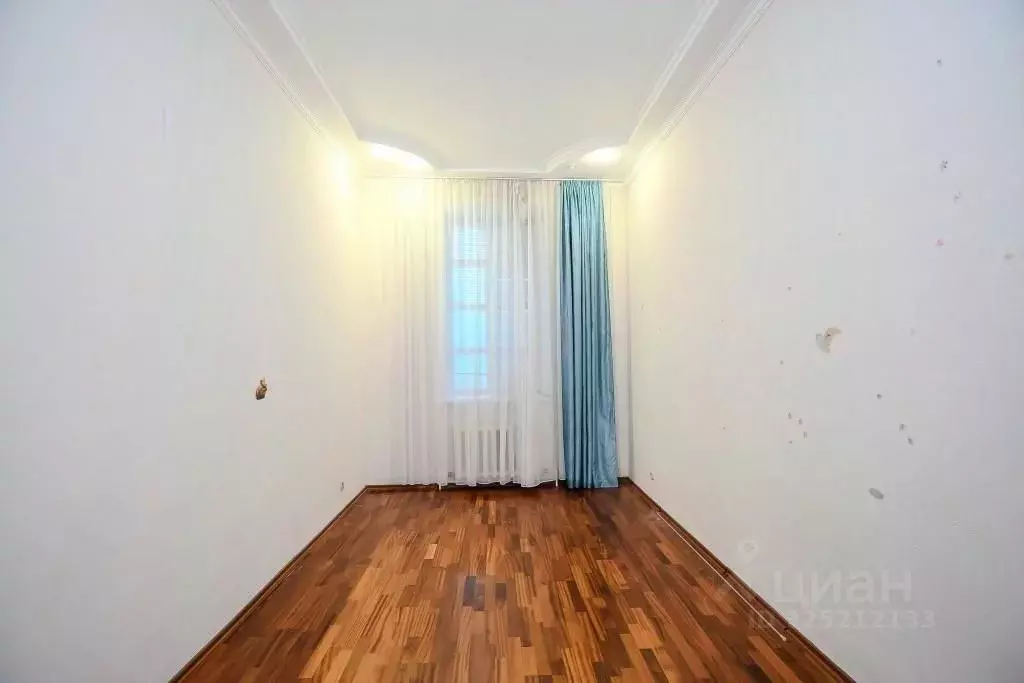 4-к кв. Омская область, Омск Спартаковская ул., 9 (112.0 м) - Фото 1