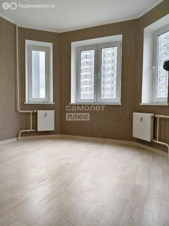 2-комнатная квартира: Курск, улица Вадима Кирпиченко, 2А (56.4 м) - Фото 1