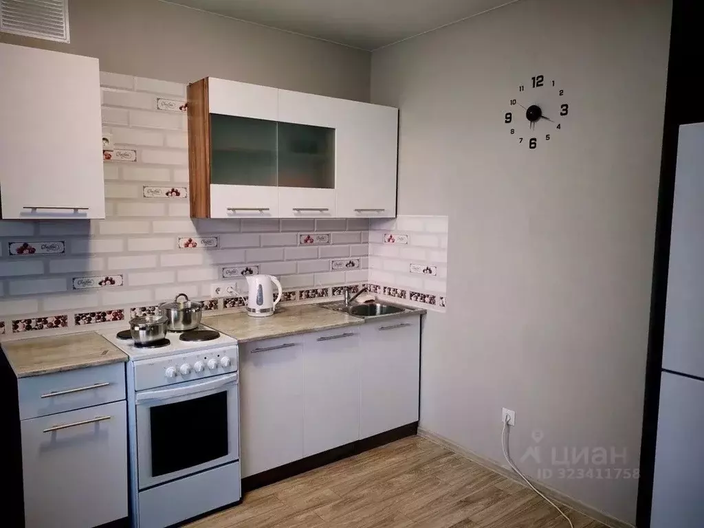 1-к кв. Татарстан, Зеленодольский район, Осиновское с/пос, с. Осиново ... - Фото 1