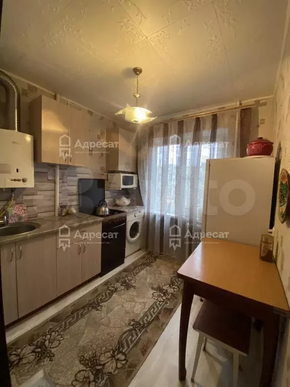 3-к. квартира, 60 м, 3/5 эт. - Фото 0