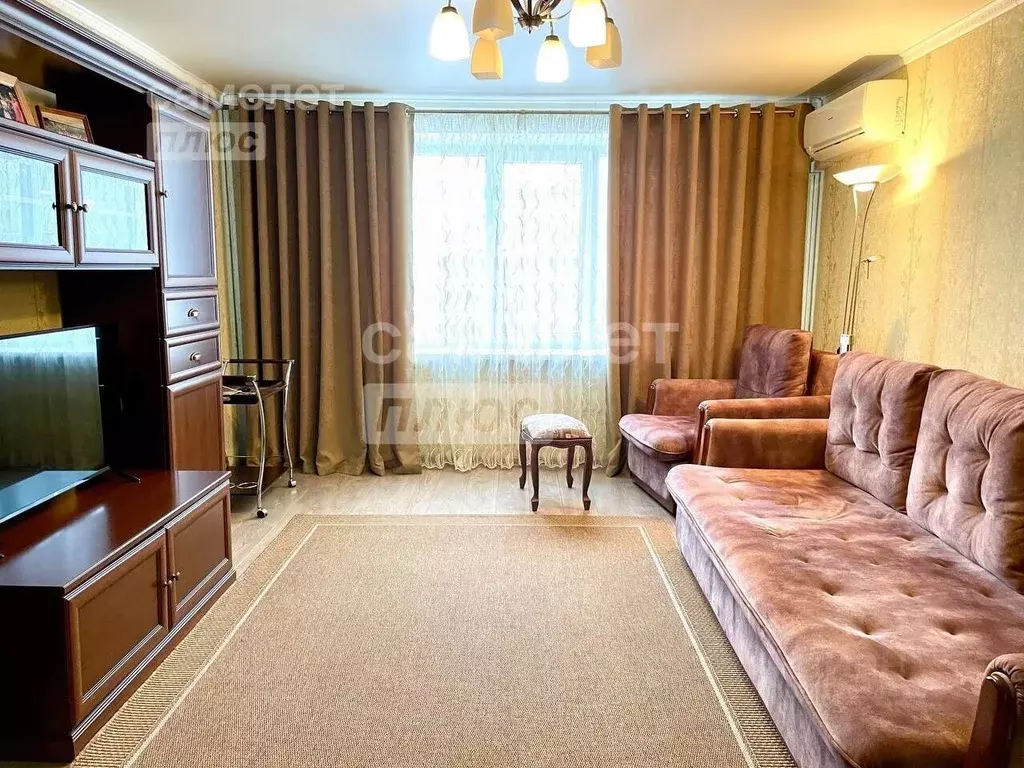 3-к кв. Челябинская область, Челябинск ул. Горького, 63 (65.0 м) - Фото 2