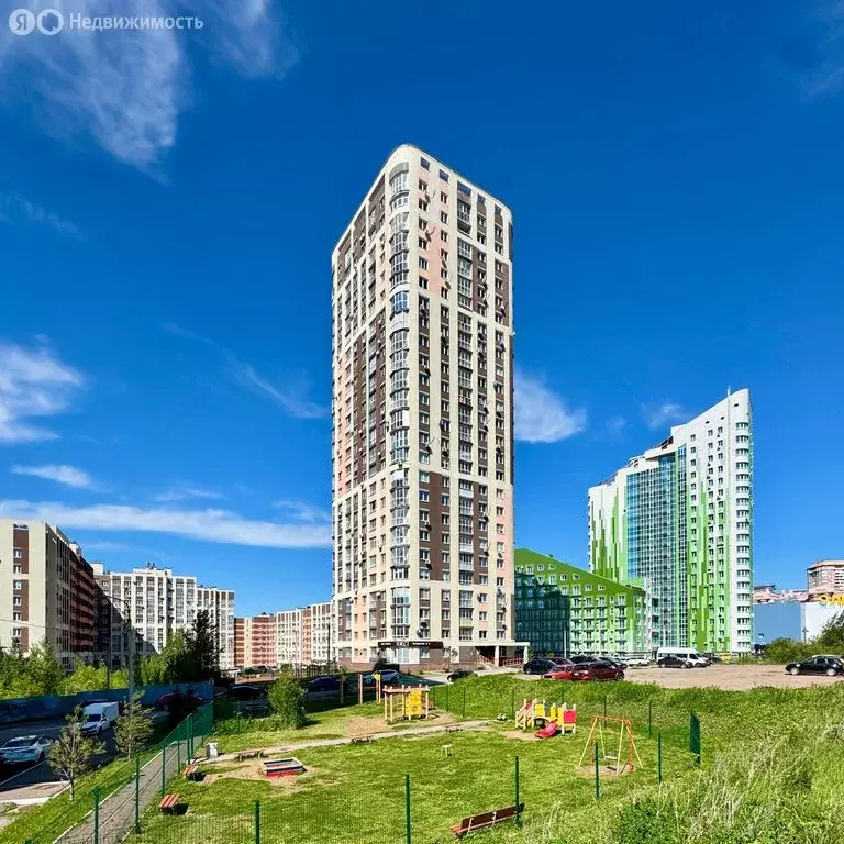 2-комнатная квартира: Уфа, Айская улица, 18/1 (62 м) - Фото 1