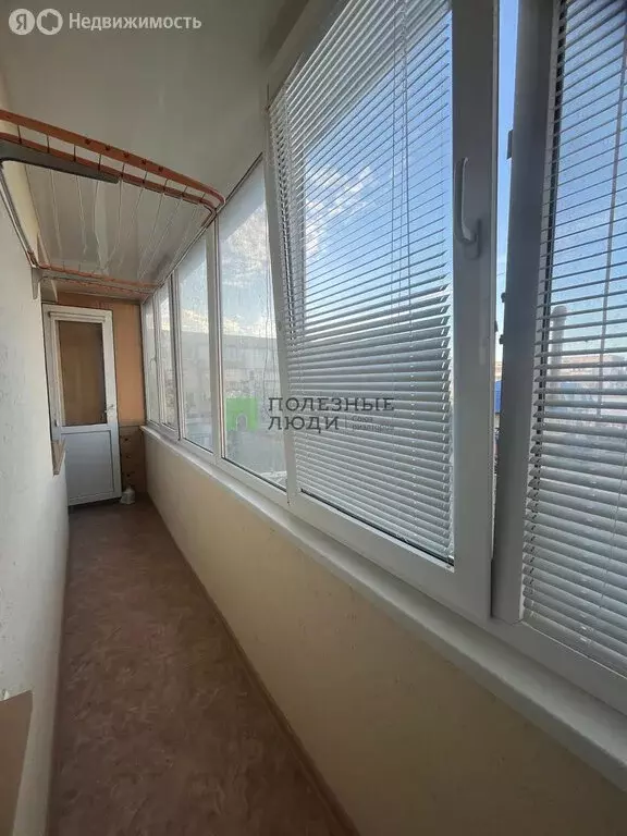 3-комнатная квартира: Евпатория, улица имени 60-летия Октября, 18А (64 ... - Фото 1