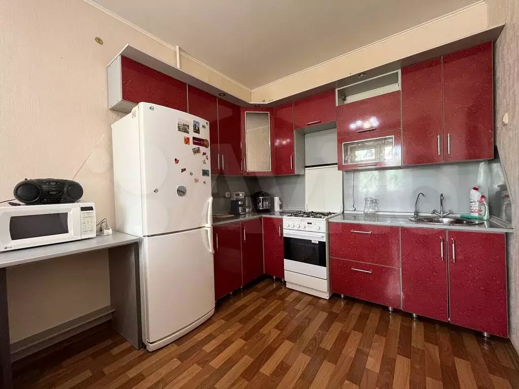 1-к. квартира, 54 м, 3/9 эт. - Фото 0