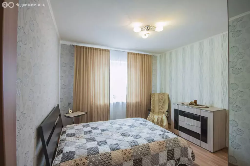 2-комнатная квартира: Екатеринбург, Таватуйская улица, 6 (52.7 м) - Фото 0