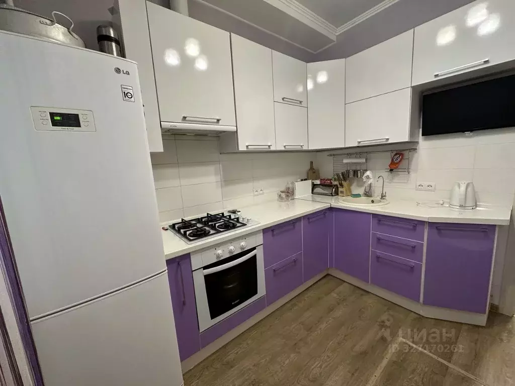 2-к кв. Омская область, Омск пос. Чкаловский, ул. Пархоменко, 3 (59.0 ... - Фото 1