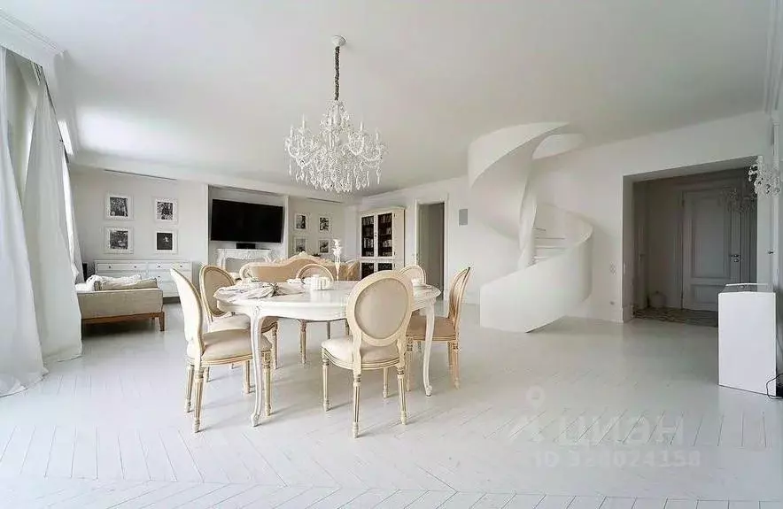 4-к кв. Московская область, Красногорск городской округ, пос. ... - Фото 1