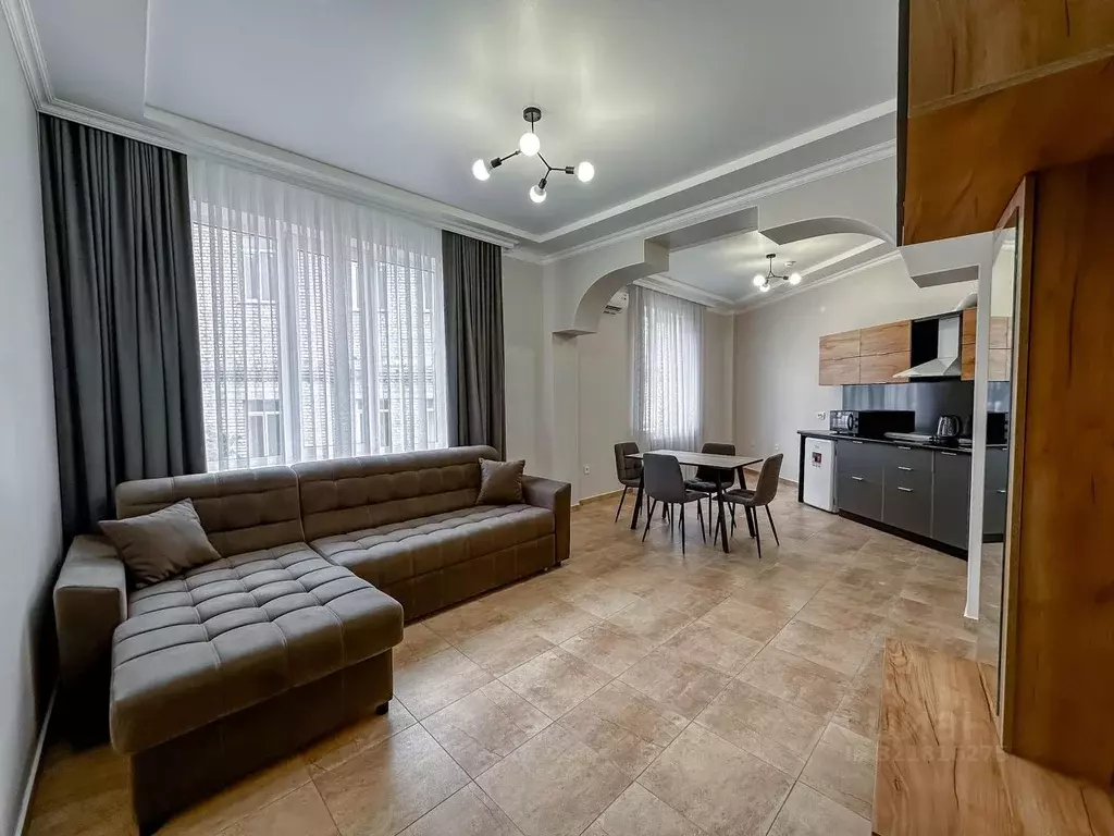 2-к кв. Ставропольский край, Ессентуки ул. Гагарина, 15 (50.0 м) - Фото 0