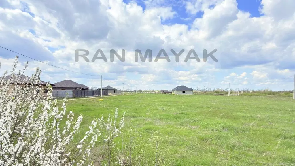 Участок в Адыгея, Майкоп городской округ, Гавердовский хут. пер. ... - Фото 1