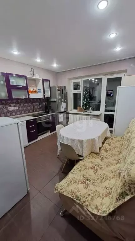 2-к кв. Саха (Якутия), Якутск ул. Дзержинского, 34/2 (64.1 м) - Фото 1