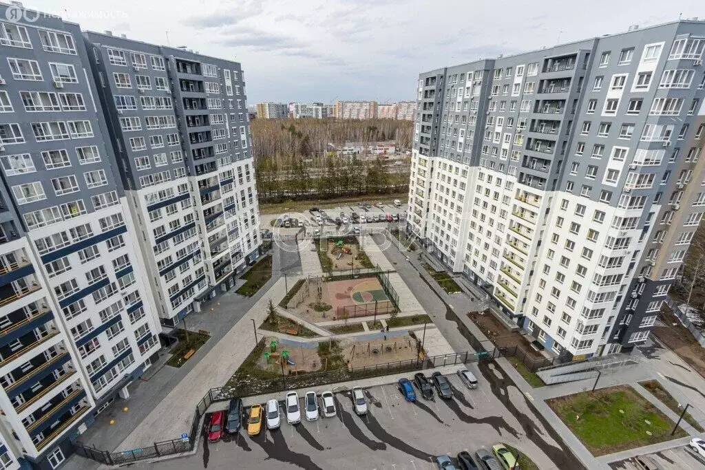 3-комнатная квартира: деревня Дударева, улица Сергея Джанбровского, 1 ... - Фото 2