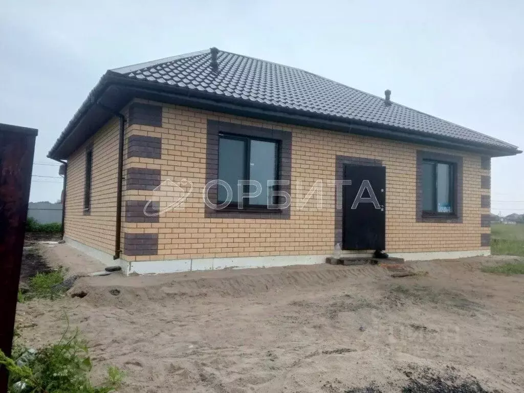 Дом в Тюменская область, Тюмень ул. Чайная (100 м) - Фото 1