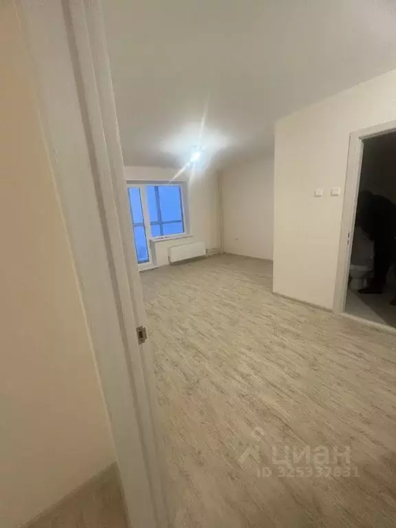 Студия Челябинская область, Челябинск ул. Маршала Чуйкова, 32 (33.0 м) - Фото 2