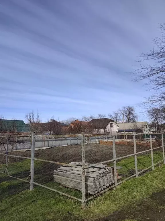 Участок в Краснодарский край, Ейск Туапсинский пер. (4.3 сот.) - Фото 1