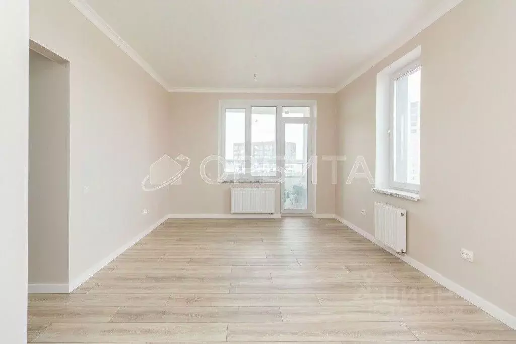 2-к кв. Тюменская область, Тюмень ул. Краснооктябрьская, 6 (61.4 м) - Фото 1