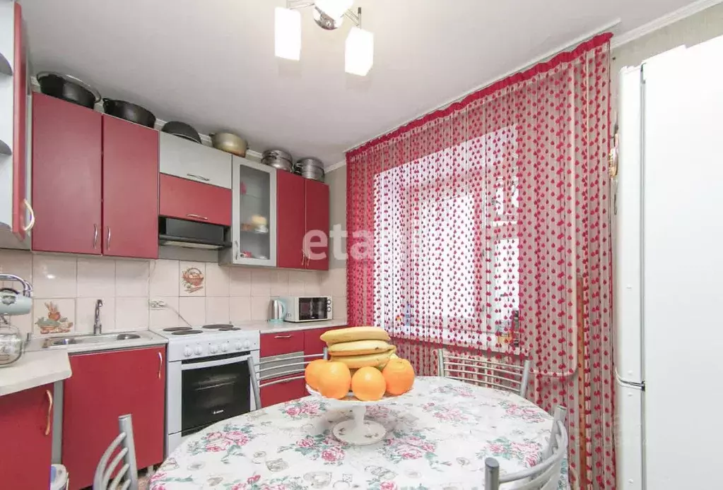 3-к кв. Томская область, Томск Рабочая ул., 68 (60.3 м) - Фото 0
