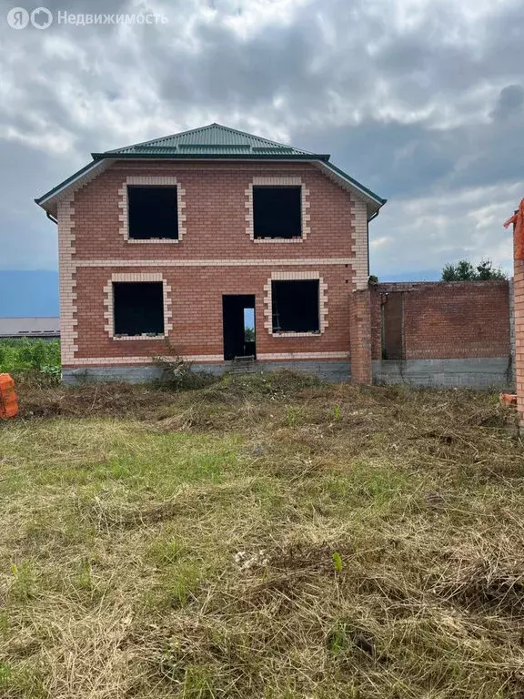 Дом в село Тарское, Советская улица, 4 (140 м) - Фото 1