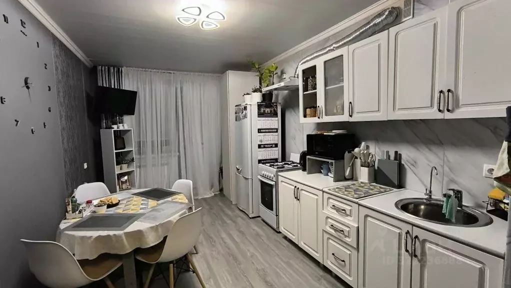 1-к кв. Татарстан, Казань ул. Салиха Батыева, 21 (45.0 м) - Фото 0