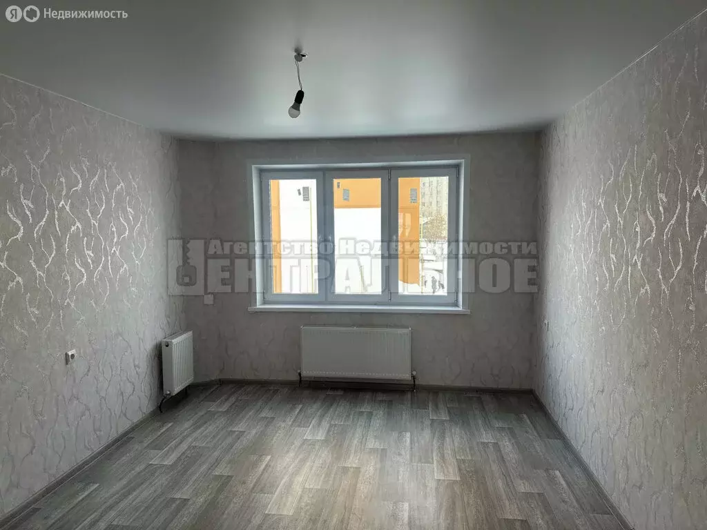 2-комнатная квартира: Смоленск, Центральная улица, 6 (58.2 м) - Фото 1