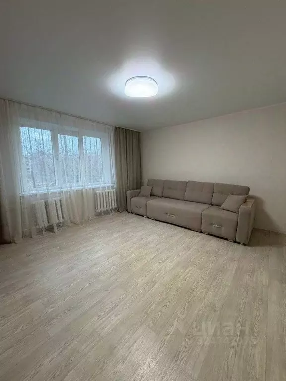 3-к кв. Оренбургская область, Оренбург Брестская ул., 12 (66.7 м) - Фото 2