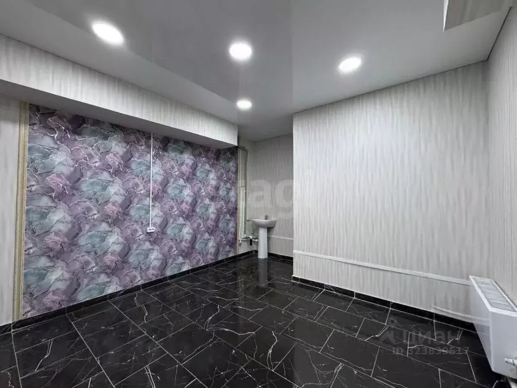 Помещение свободного назначения в Краснодарский край, Краснодар ул. ... - Фото 2