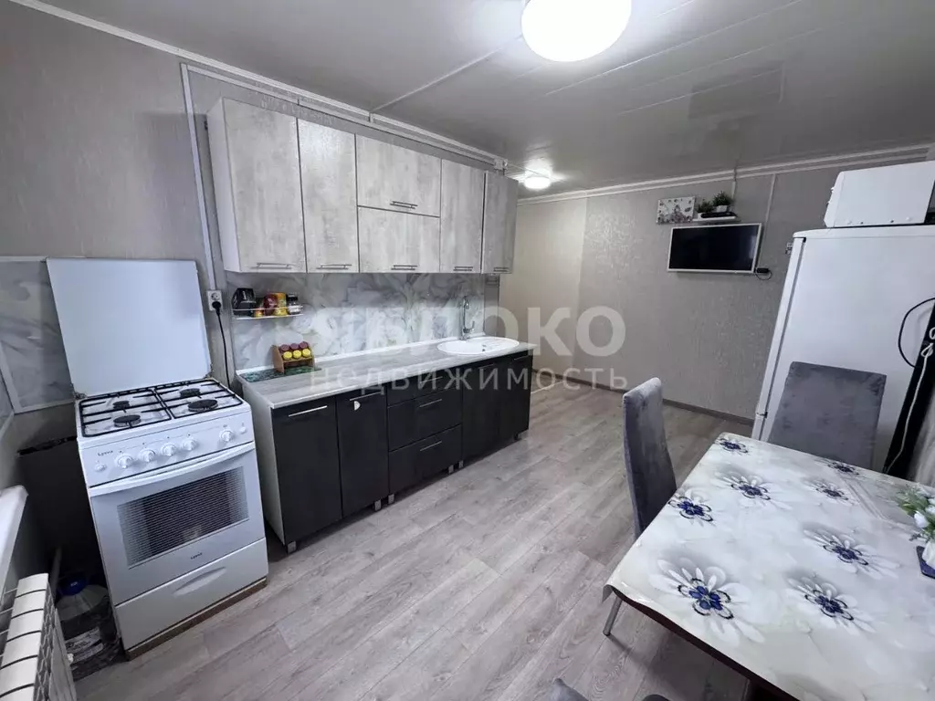 Дом в Пермский край, Усолье Усольский район, ул. Пушкина, 145 (64 м) - Фото 1