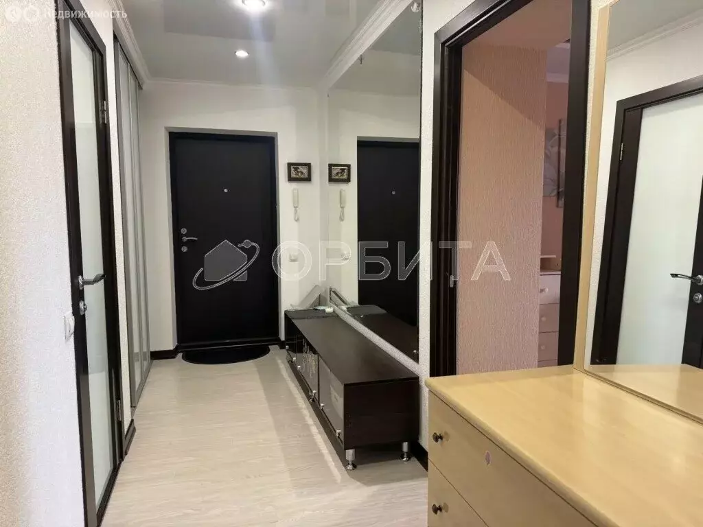 1-комнатная квартира: Тюмень, улица Станислава Карнацевича, 12 (47 м) - Фото 2